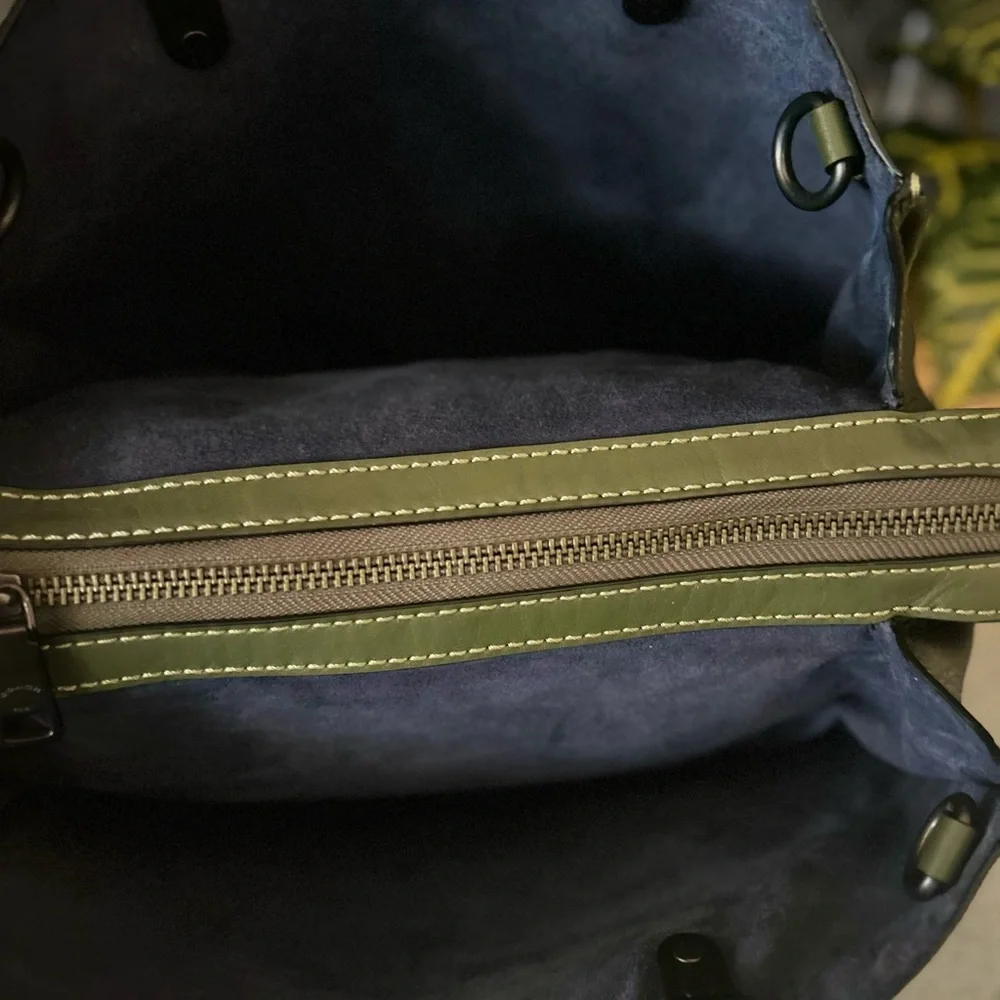 Rogue 36 With Colorblock Snakeskin Detail - Picture 7 of 16